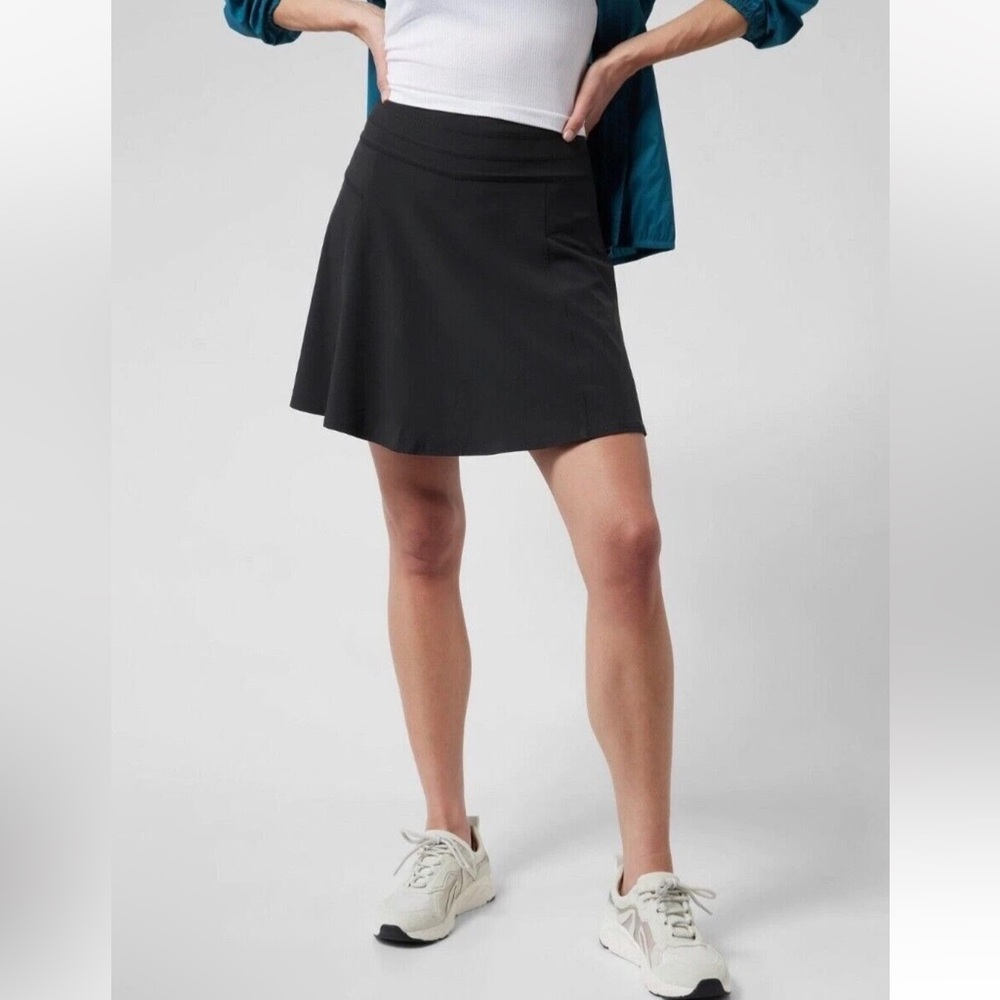 ATHLETA CLASSIC BLACK SKORT TENNIS SHORTS SIDE ZIP BACK POCKETS SZ 12